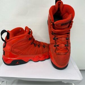 Nike air Jordans retro youth 4.5 back to school